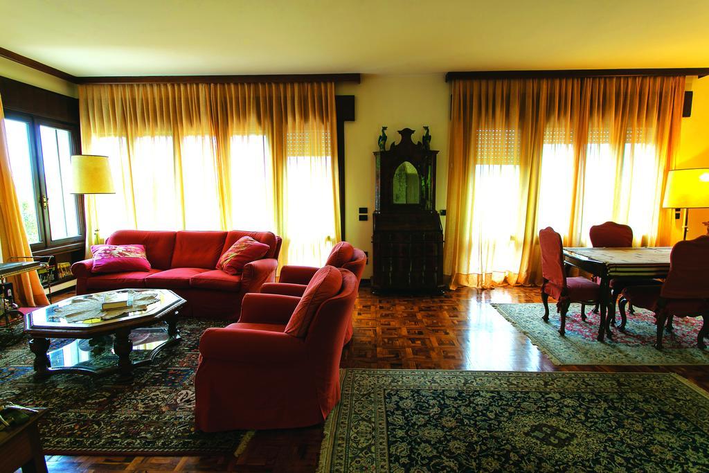בסאנו דל גראפה Villa Tra' Monti מראה חיצוני תמונה